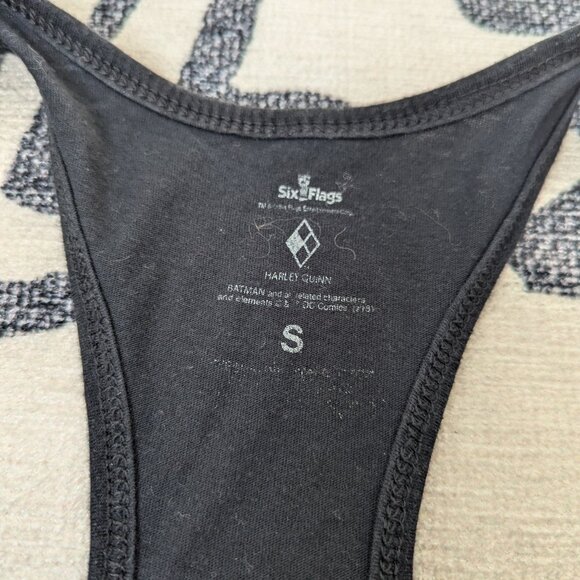 Harley Quinn Six Flags Tank Top Small - Picture 5 of 6